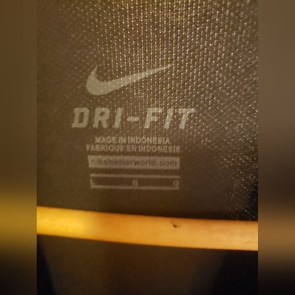 Mens Nike Dry Fit Golf Shirt - Picture 3 of 4